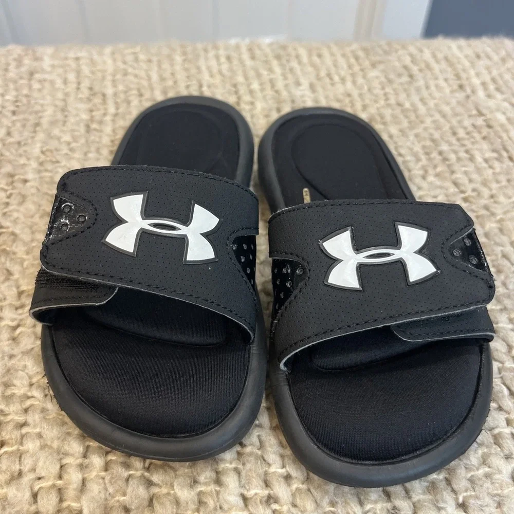 Under Armour Youth Size 11 Black Slip On Slide Sandals Shoes 4D Foam